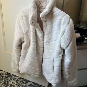 Soft Jacket, If you wear medium it’s gonna feet your well